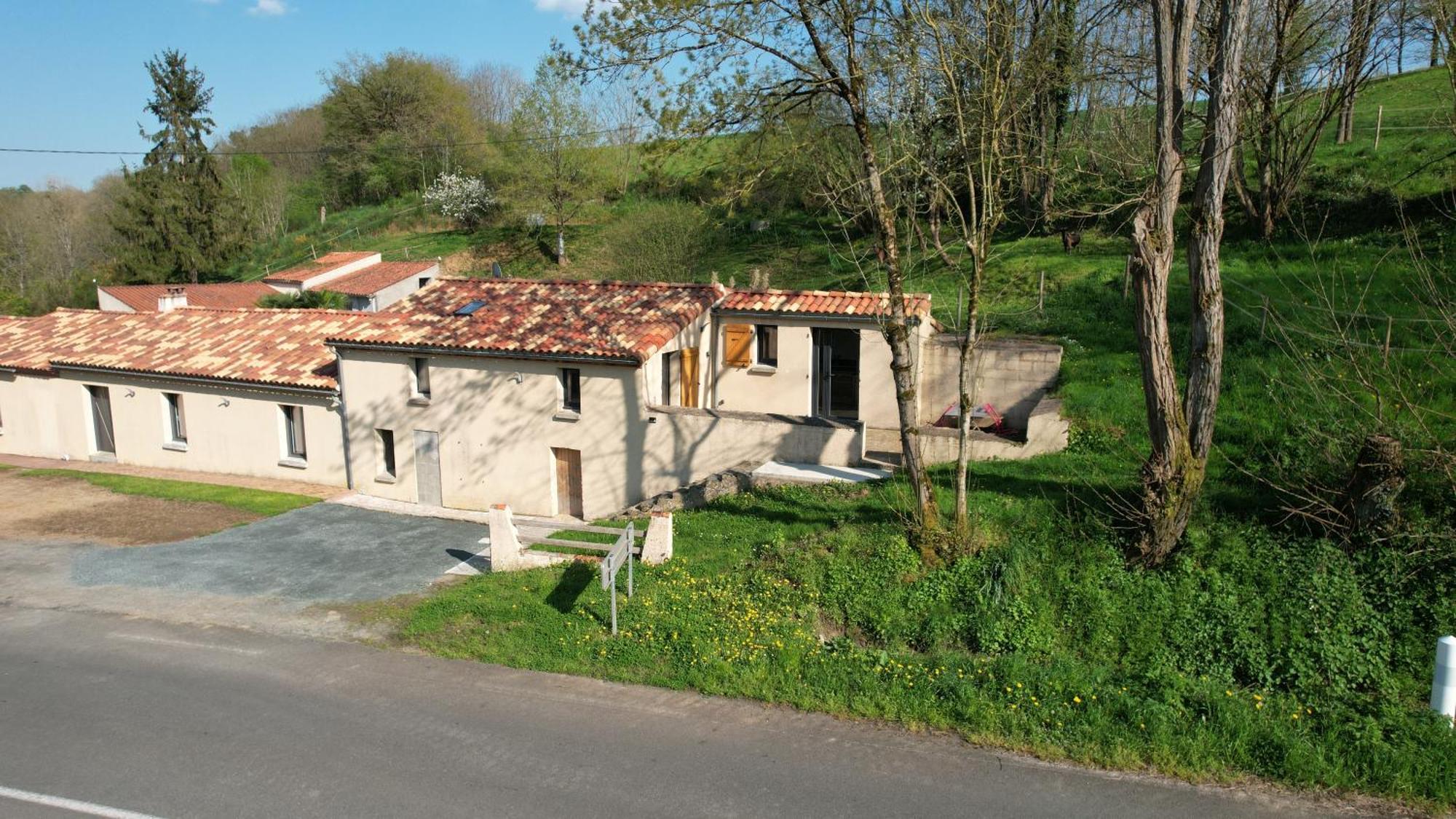 Appartement Au Calme Bournezeau Luaran gambar